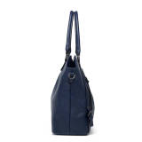 Large capacity tassel accessory Tote diagonal shoulder bag