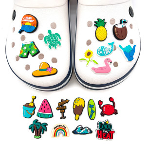 Summer style Cartoon Cute Sanrio Anime Cartoon Kid junior style silicone bracelet  PVC luminous cartoon accessories creative Cartoon