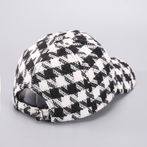 Baseball cap, colorful knitted bird pattern duckbill cap, artistic retro hat for 20MM  Snaps button jewelry wholesale