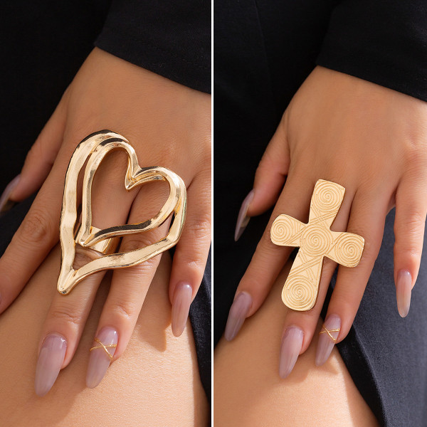 Metal Love Pattern Cross Ring