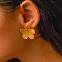 Stainless steel flower earrings