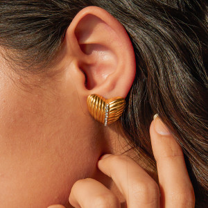 Stainless steel love earrings