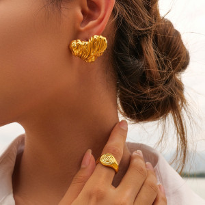 Stainless steel love earrings
