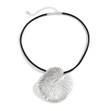 Fashion Cyberpunk Metal Lotus Leaf Large Leaf Necklace