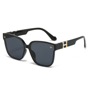 Fashionable sunglasses, UV resistant sunglasses