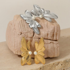 Stainless steel pearl butterfly earrings