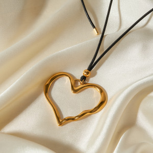 Stainless steel love necklace
