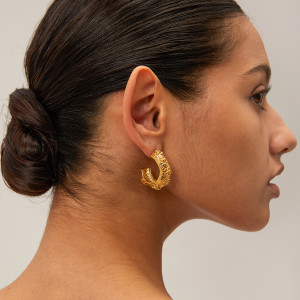 Stainless steel flower earrings