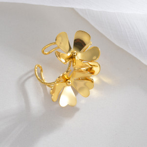 Stainless steel flower  ring Mother’s Day