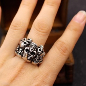 Stainless steel punk skull ring