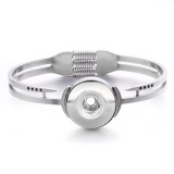 Stainless steel  Hollowed out pattern love  Bracelets fit 20MM  Snaps button jewelry wholesale