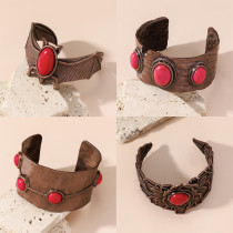 Vintage turquoise inlaid bracelet carved with vintage bohemian style accessories