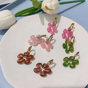 Stainless steel hollow colored flower earrings