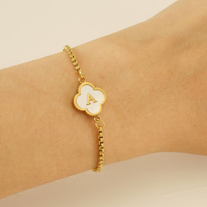 26 Stainless Steel Shell Clover Letter Bracelet