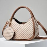 Minimalist and fashionable embossed crossbody underarm bag
