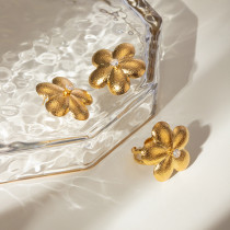 Stainless steel flower ring and earring set