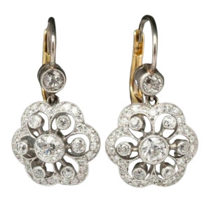 Water Diamond Round Petal Earrings