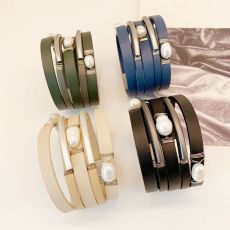 PU leather magnetic buckle freshwater pearl curved pipe bracelet