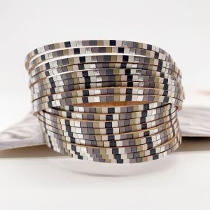 Checkered multi-layer PU leather magnetic buckle bracelet
