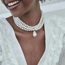 Fashionable pearl necklace