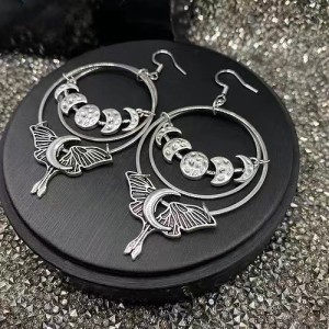 Halloween hollow moon star bat pendant earrings