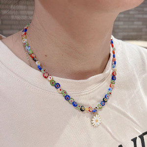 Daisy pendant necklace, colorful beaded hip-hop collarbone chain