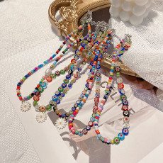 Daisy pendant necklace, colorful beaded hip-hop collarbone chain
