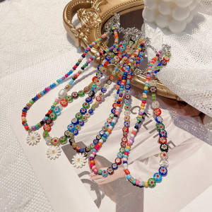 Daisy pendant necklace, colorful beaded hip-hop collarbone chain
