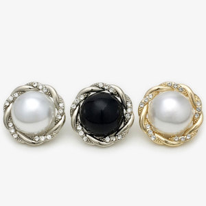 20MM Lace white pearl set with diamonds  Metal snap button charms