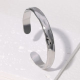 Stainless steel irregular hammer pattern bracelet