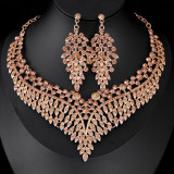 Fashionable and minimalist bridal jewelry, crystal necklace, earring set