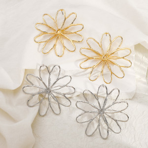 Hollow out large flower earrings