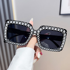 Brick lined sun protection sunglasses