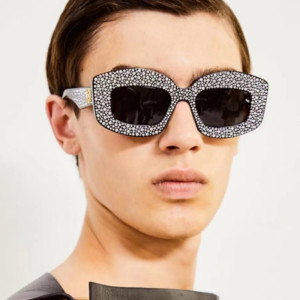 Brick lined sun protection sunglasses