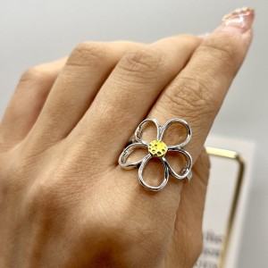 Flower antique silver antique geometric ring