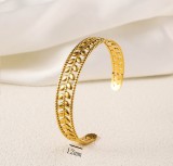Stainless steel concave convex patterned open bracelet