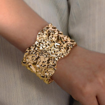 Stainless steel concave convex patterned open bracelet