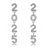 Elegant luxury earrings with diamond studded earrings for brides' wedding earrings