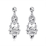 Elegant luxury earrings with diamond studded earrings for brides' wedding earrings