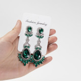 Elegant luxury earrings with diamond studded earrings for brides' wedding earrings