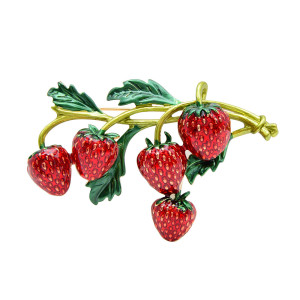 Fashion oil painted enamel strawberry brooch