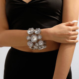 Vintage round diamond personalized bracelet with elegant and luxurious temperament, geometric and creative bracelet for brides