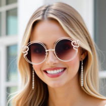 Fashionable round frame sunscreen sunglasses