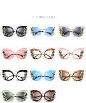 Fashionable Sunglasses Classic Retro Large Frame Cat Eye Diamond Crystal Sunglasses
