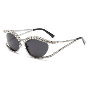 Diamond studded hollow out Y2K cat eye sunglasses