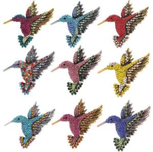 Crystal wholesale, European and American hummingbird brooch, animal brooch, chest flower, fashionable clothing and accessories for women