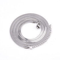 silvery Stainless steel blade chain, titanium steel necklace, personalized and trendy style