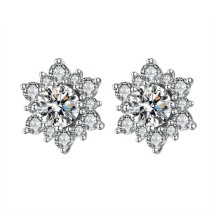 Imitation moissanite earrings with female heart S925 pure silver needle zircon earrings and earrings