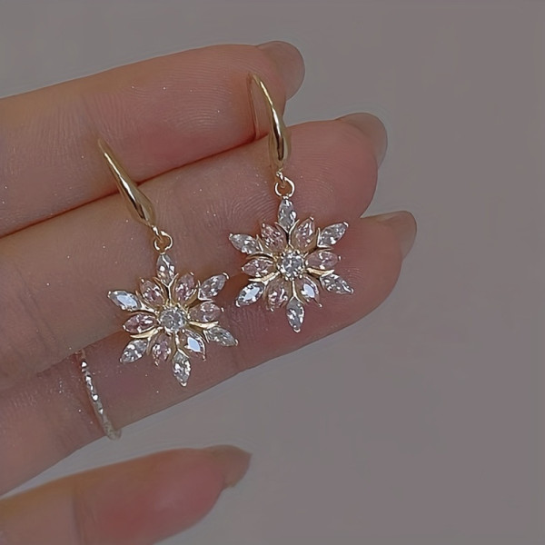 Popular zircon Snowflake Christmas Earrings