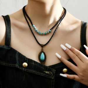 Vintage turquoise leaf pendant collarbone chain bead necklace